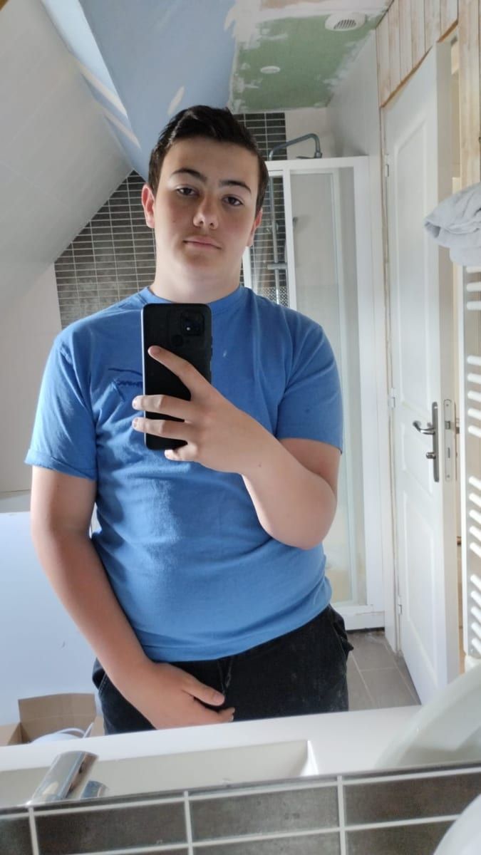 Moustafa - Site gay gratuit à Grossaffoltern Profil de Moustafa, 44 ans, Site gay gratuit à Grossaffoltern (Berne)