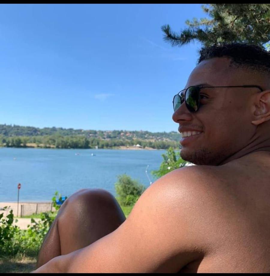 Darko - Site gay gratuit à Schwende Profil de Darko, 32 ans, Site gay gratuit à Schwende (Appenzell Rhodes-Intérieures)