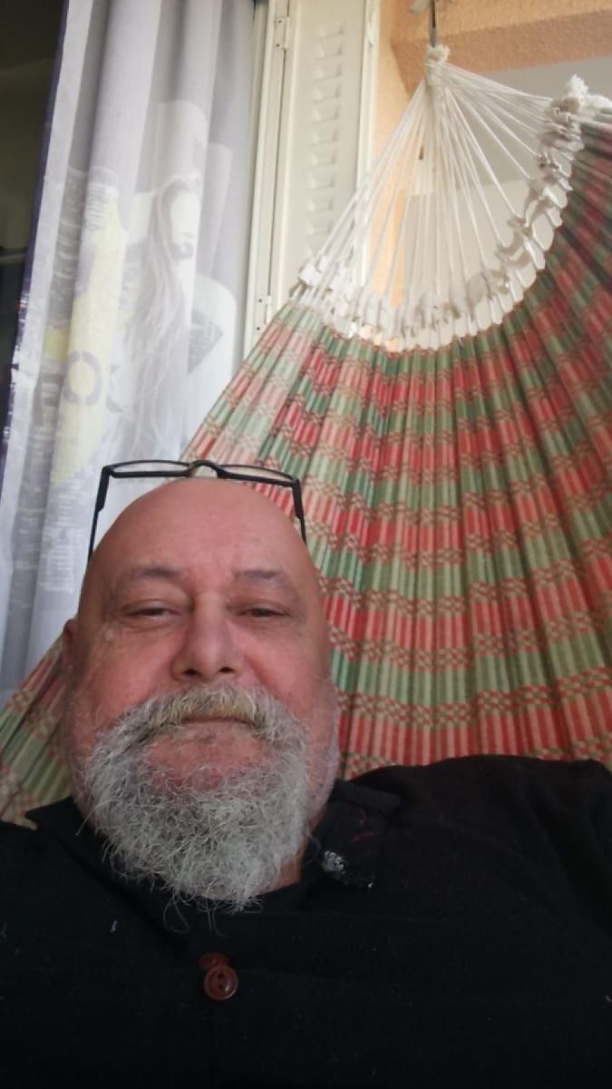 Panayotis - Site gay gratuit à Vésenaz Profil de Panayotis, 23 ans, Site gay gratuit à Vésenaz (Genève)
