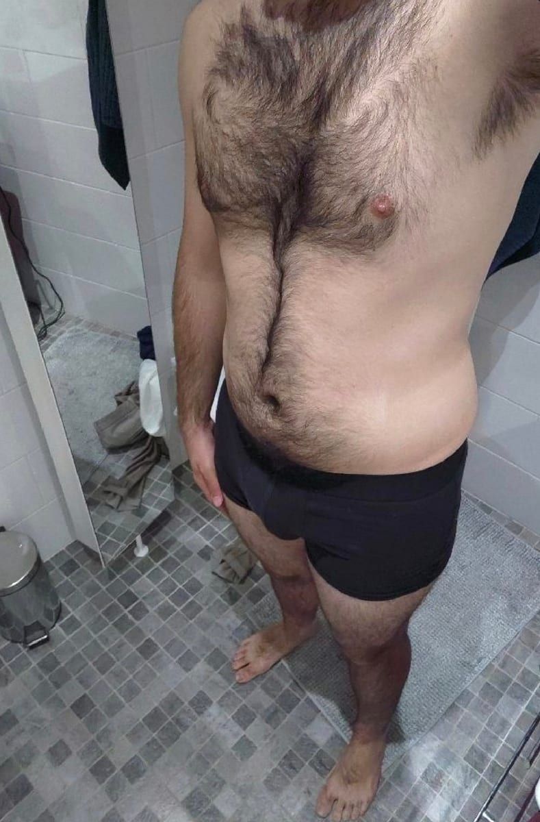 Stone - Site gay gratuit à Hellsau Profil de Stone, 24 ans, Site gay gratuit à Hellsau (Berne)