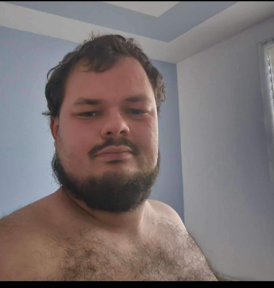 Romeu - Site gay gratuit à Zweilütschinen Profil de Romeu, 42 ans, Site gay gratuit à Zweilütschinen (Berne)