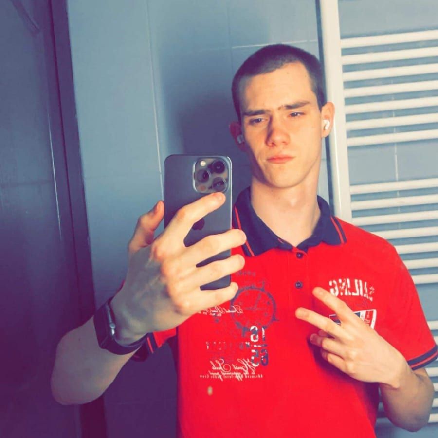 Joannis - Site gay gratuit à Greng Profil de Joannis, 25 ans, Site gay gratuit à Greng (Fribourg)