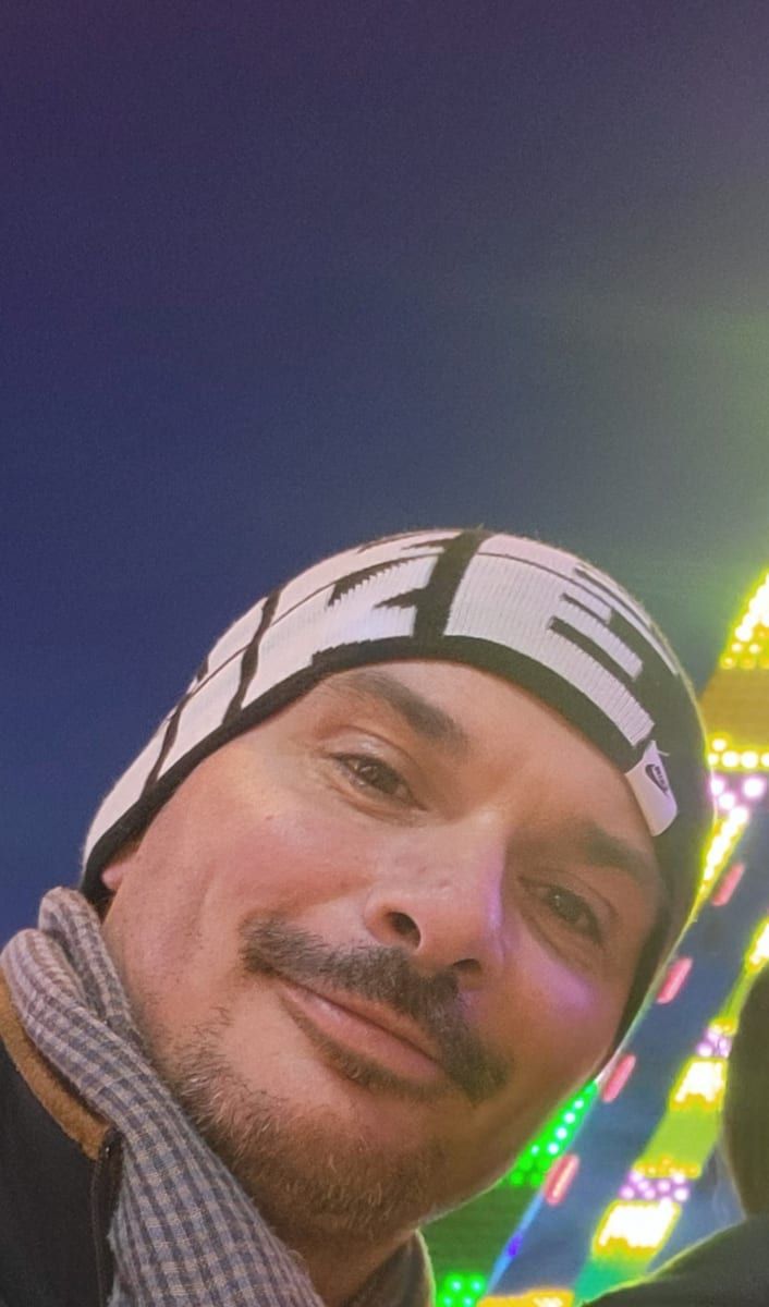 Jassime - Site gay gratuit à Bollodingen Profil de Jassime, 38 ans, Site gay gratuit à Bollodingen (Berne)