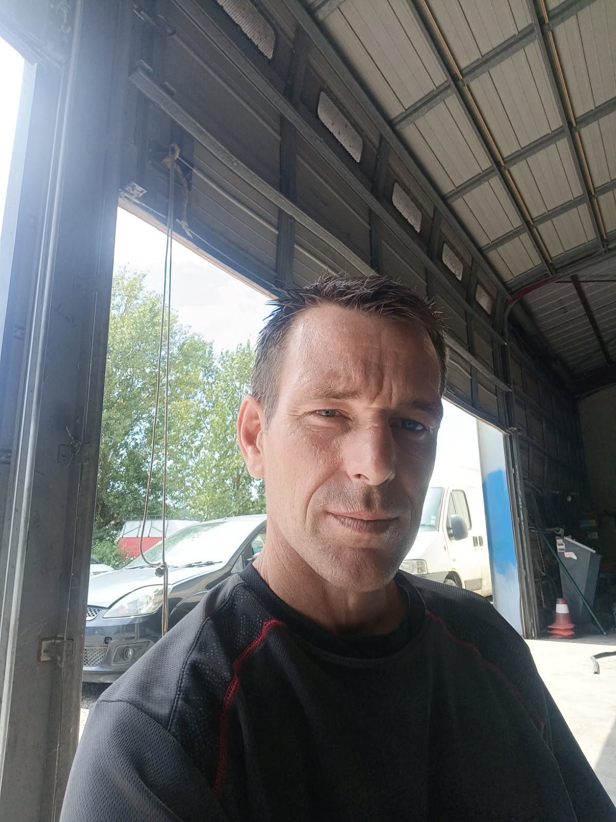 Profil de Khaled, 42 ans, Site gay gratuit à Feldis/Veulden (Grisons)