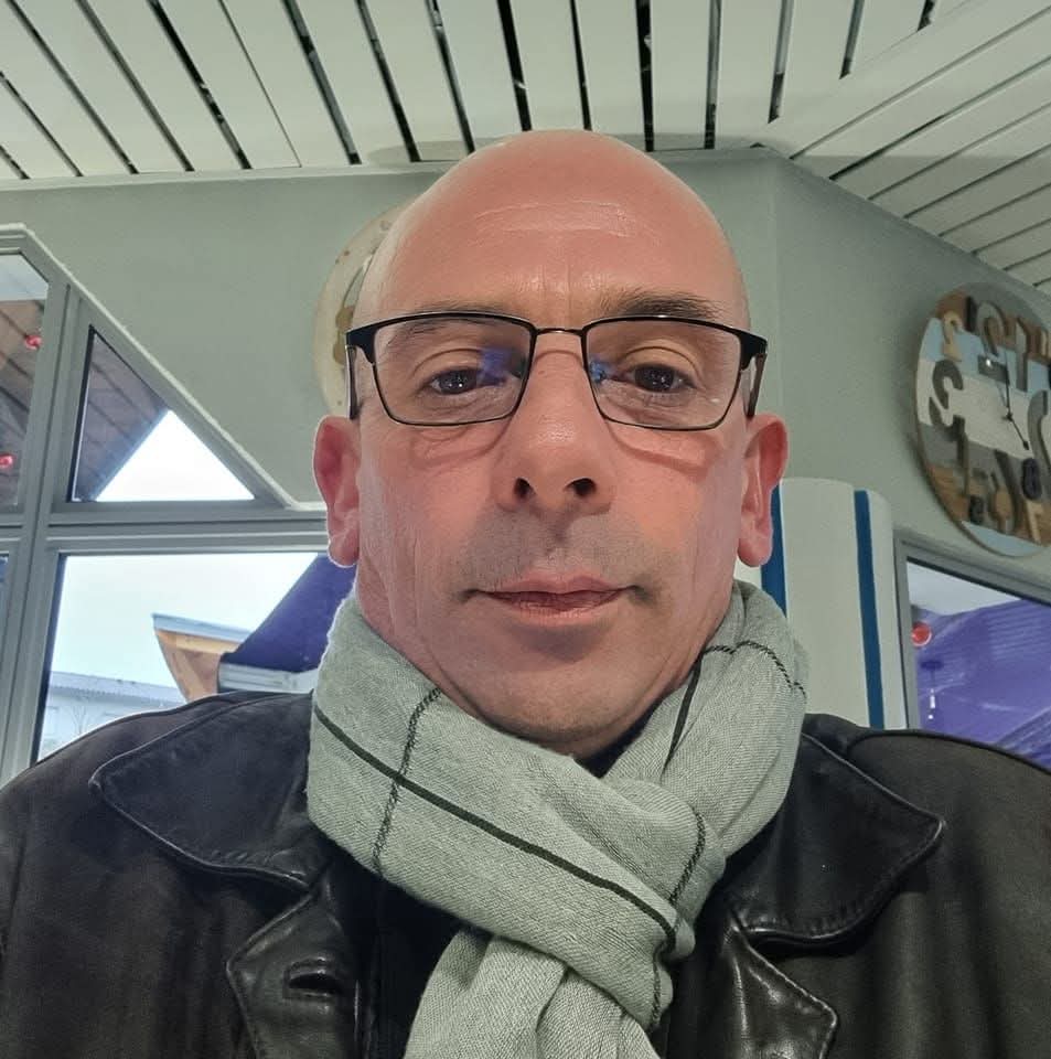 Profil de Pavel, 45 ans, Site gay gratuit à Zwingen (Bâle-Campagne)