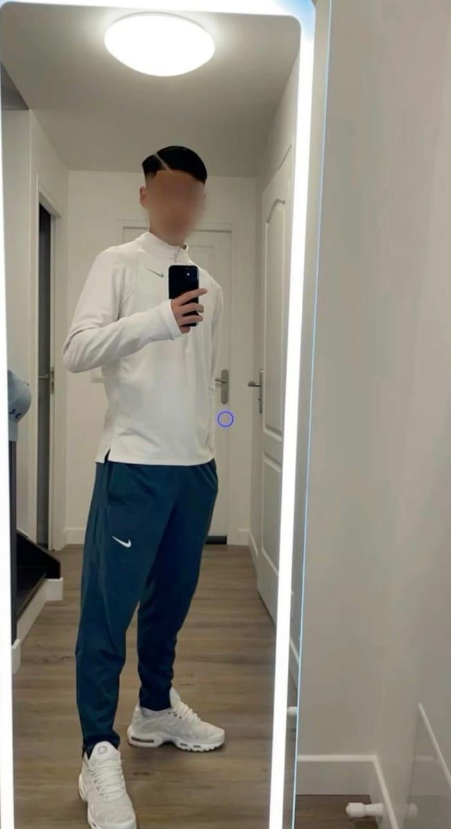 Profil de Giulian, 24 ans, Site gay gratuit à Sachseln (Obwald)
