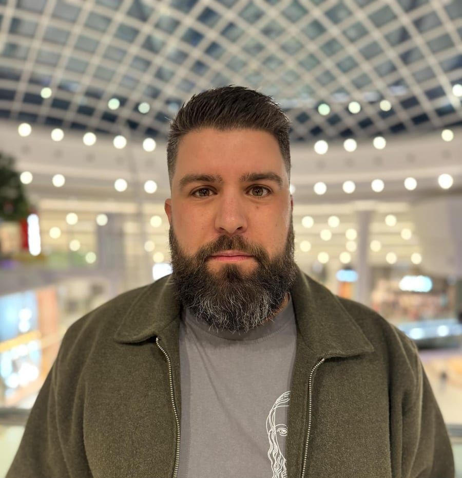 Deniz - Site gay gratuit à Braggio Profil de Deniz, 40 ans, Site gay gratuit à Braggio (Grisons)