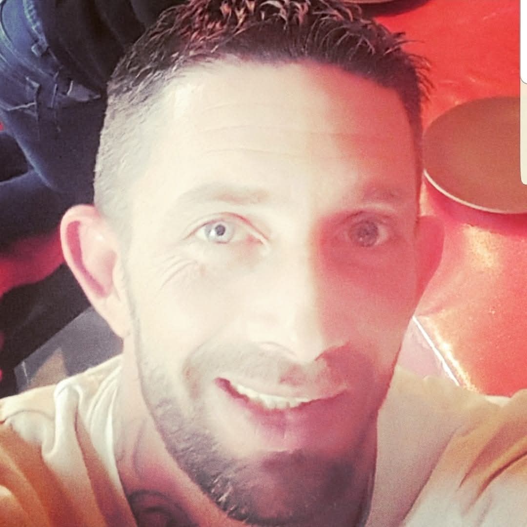Profil de Winsley, 24 ans, Site gay gratuit à Sarzens (Vaud)