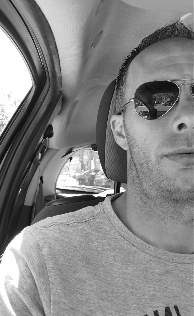 Profil de Lael, 41 ans, Site gay gratuit à Obergesteln (Valais)