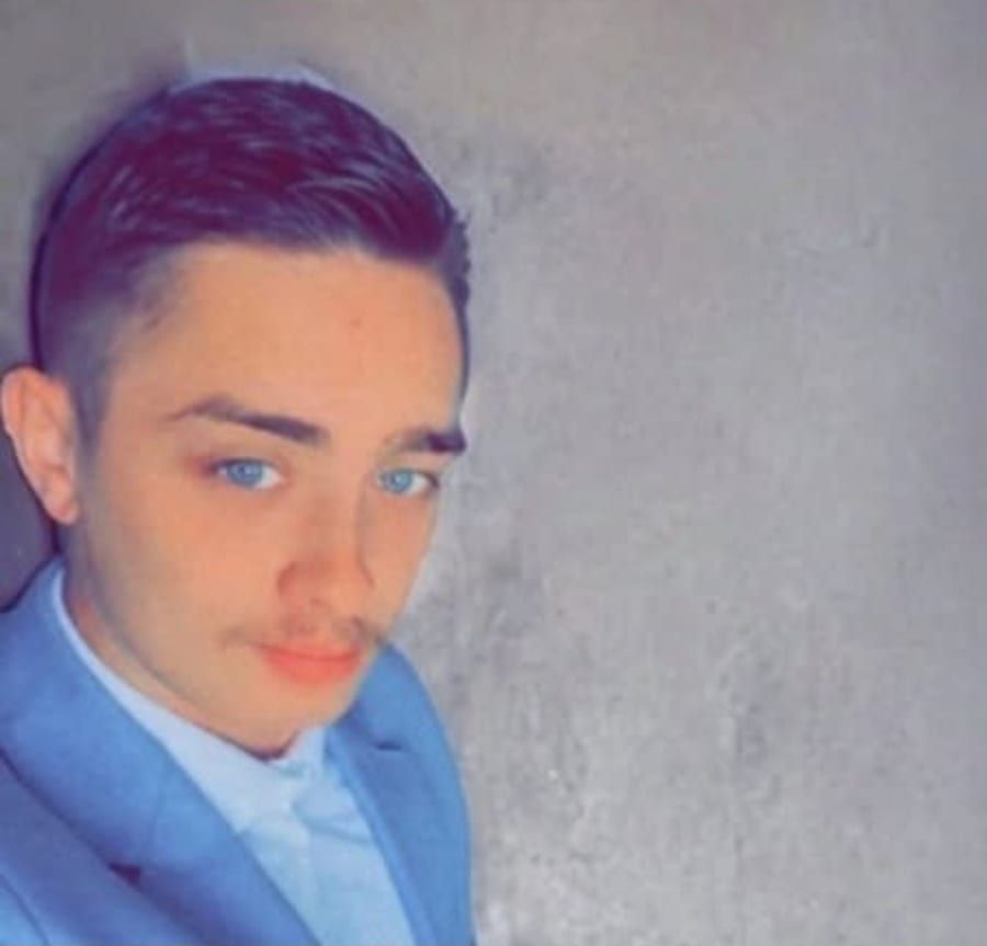 Marian - Site gay gratuit à Wilen (Sarnen) Profil de Marian, 40 ans, Site gay gratuit à Wilen (Sarnen) (Obwald)