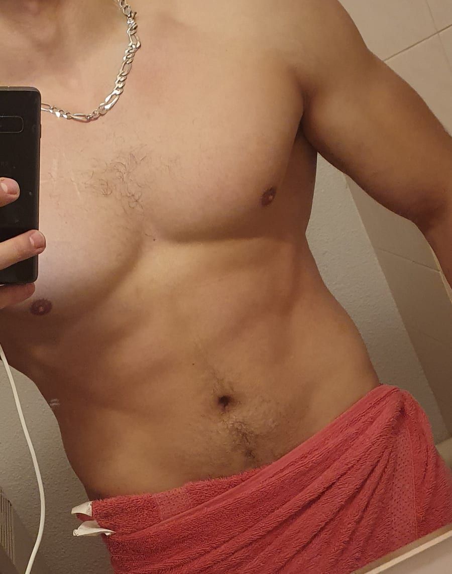 Omur - Site gay gratuit à Massongex Profil de Omur, 32 ans, Site gay gratuit à Massongex (Valais)