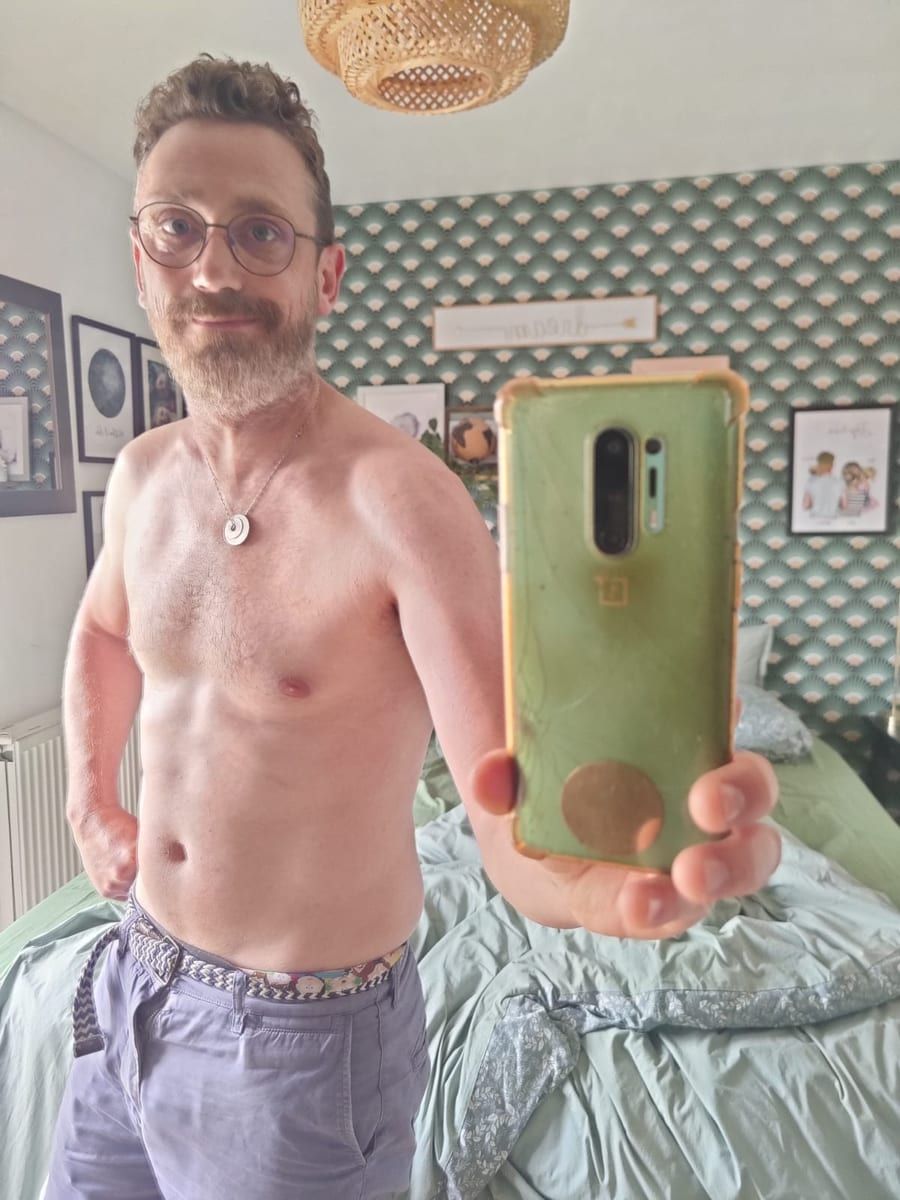 Swen - Site gay gratuit à Rossa Profil de Swen, 45 ans, Site gay gratuit à Rossa (Grisons)