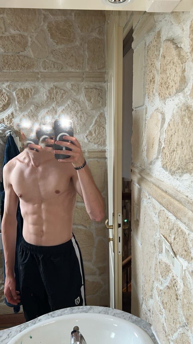 Abderrahim - Site gay gratuit à Urnerboden Profil de Abderrahim, 25 ans, Site gay gratuit à Urnerboden (Uri)