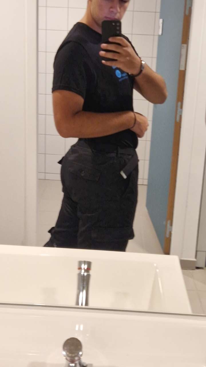 Moustapha - Site gay gratuit à Zignau Profil de Moustapha, 31 ans, Site gay gratuit à Zignau (Grisons)