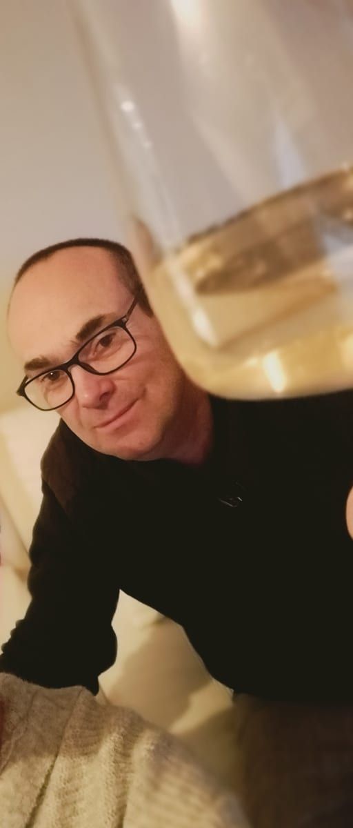 Hermin - Site gay gratuit à Zignau Profil de Hermin, 41 ans, Site gay gratuit à Zignau (Grisons)