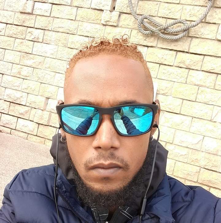 Jibran - Site gay gratuit à Fribourg Profil de Jibran, 23 ans, Site gay gratuit à Fribourg (Fribourg)