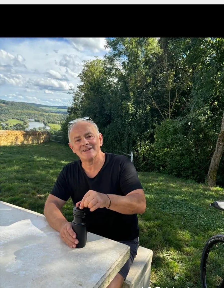 Zakarya - Site gay gratuit à Trasadingen Profil de Zakarya, 41 ans, Site gay gratuit à Trasadingen (Schaffhouse)