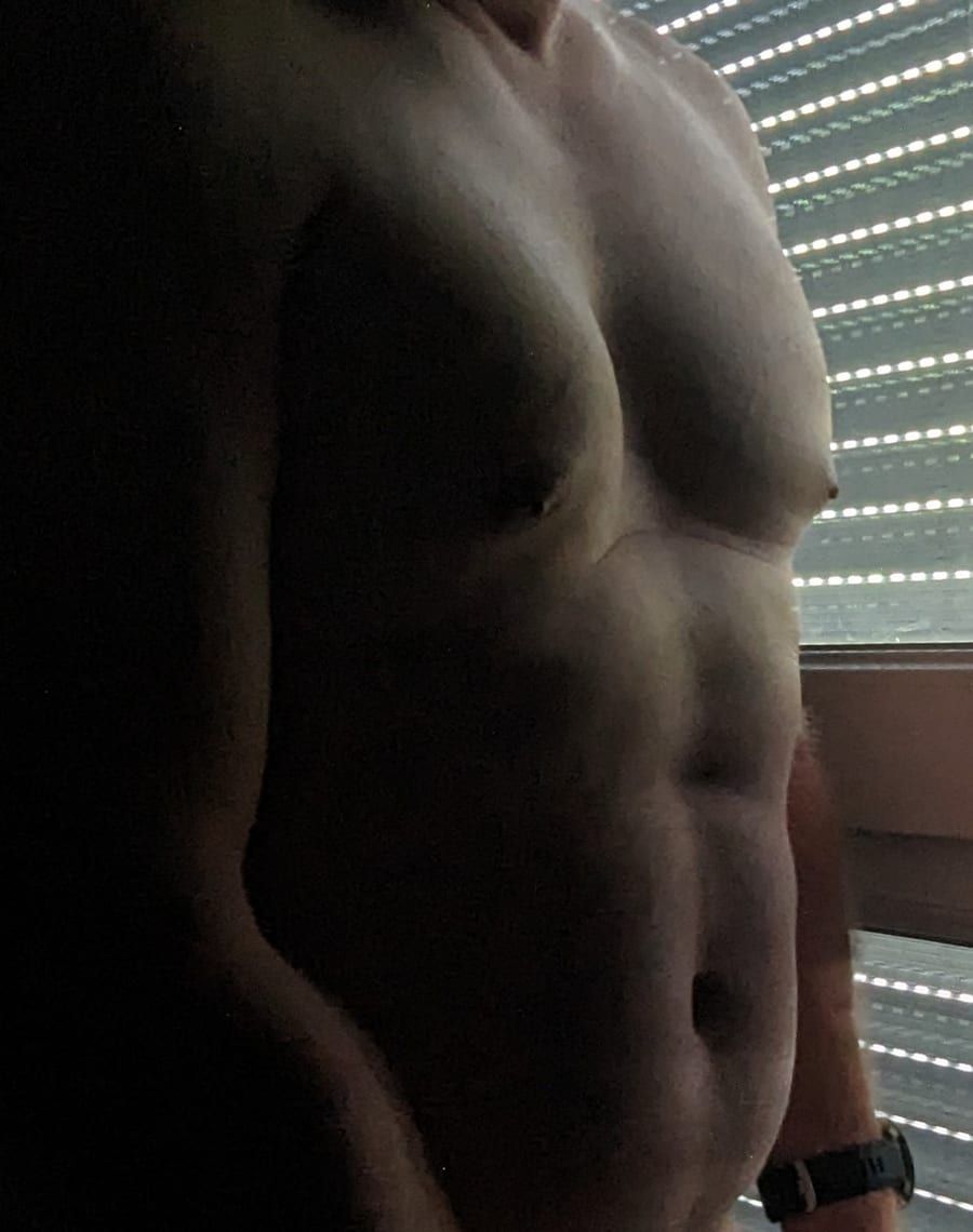 Wade - Site gay gratuit à Vira (Gambarogno) Profil de Wade, 42 ans, Site gay gratuit à Vira (Gambarogno) (Tessin)