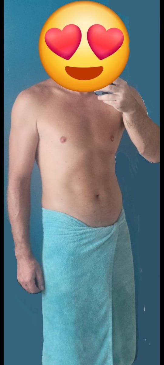 Jérôme - Site gay gratuit à Mutten Profil de Jérôme, 26 ans, Site gay gratuit à Mutten (Grisons)