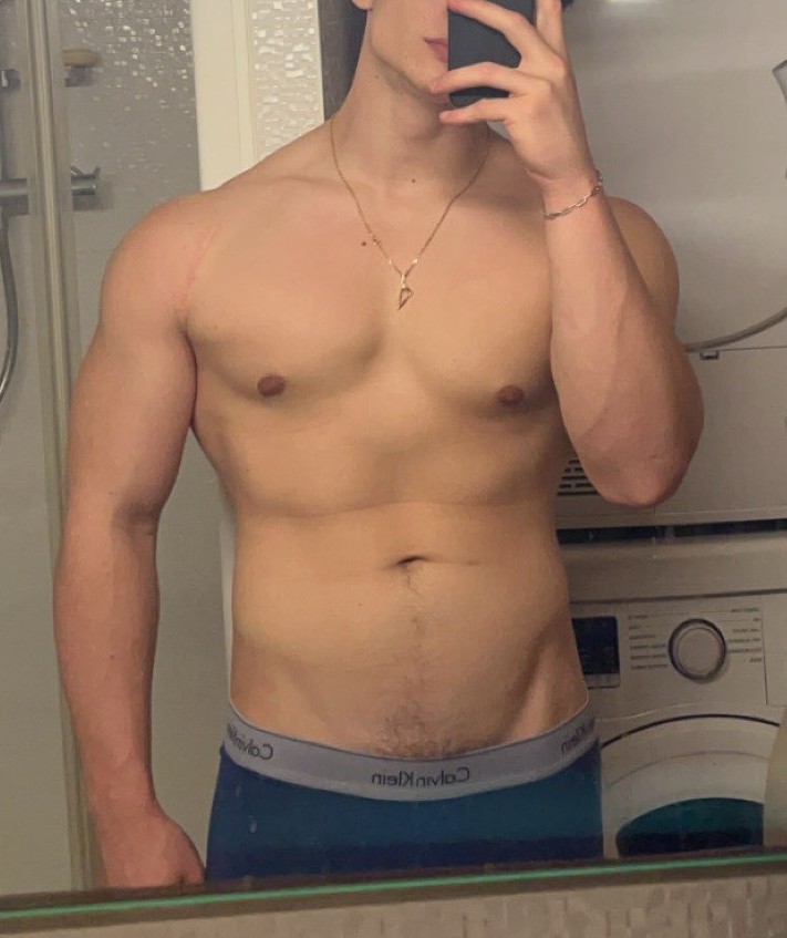 Profil de Mounim, 26 ans, Site gay gratuit à Vermes (Jura)