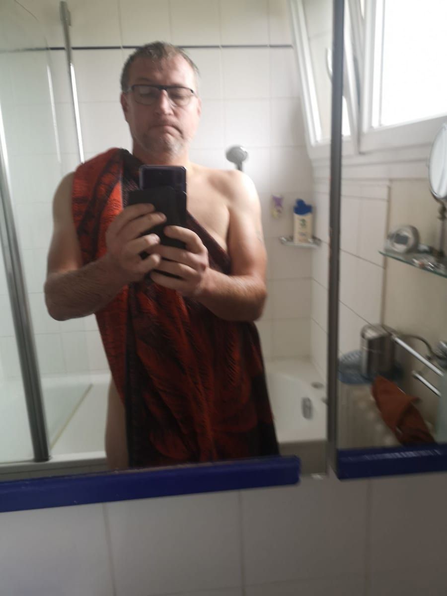 Nor-eddine - Site gay gratuit à Wiesenberg Profil de Nor-eddine, 26 ans, Site gay gratuit à Wiesenberg (Nidwald)