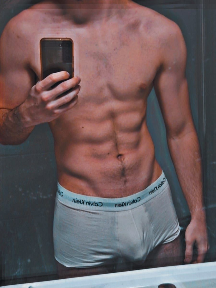 Murat - Site gay gratuit à Wolfhalden Profil de Murat, 27 ans, Site gay gratuit à Wolfhalden (Appenzell Rhodes-Extérieures)