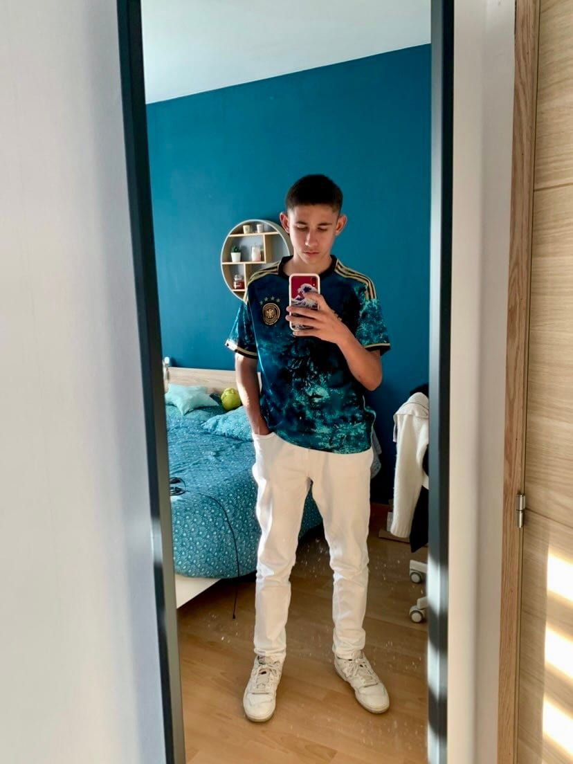 Profil de Kleden, 26 ans, Site gay gratuit à Anzère (Valais)