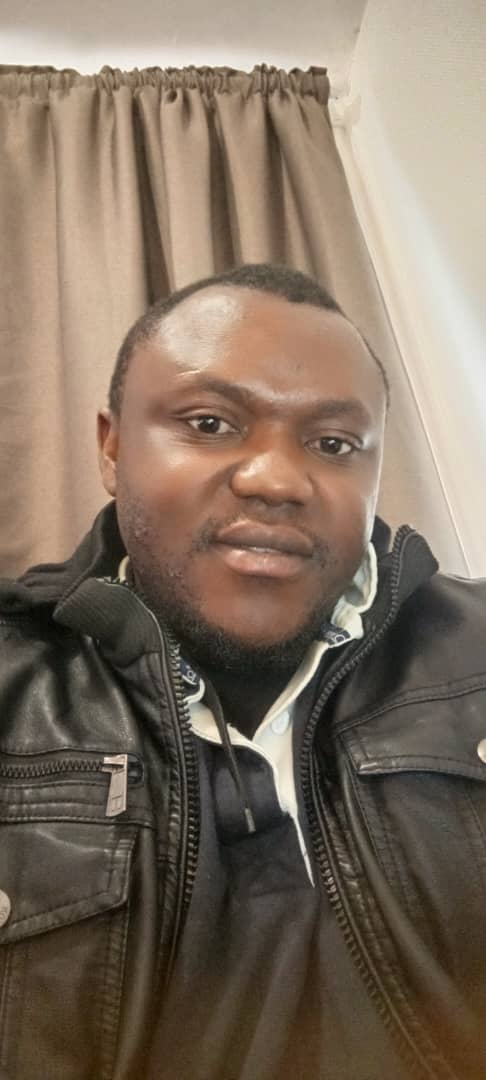 Alexandros - Site gay gratuit à Frasses Profil de Alexandros, 39 ans, Site gay gratuit à Frasses (Fribourg)