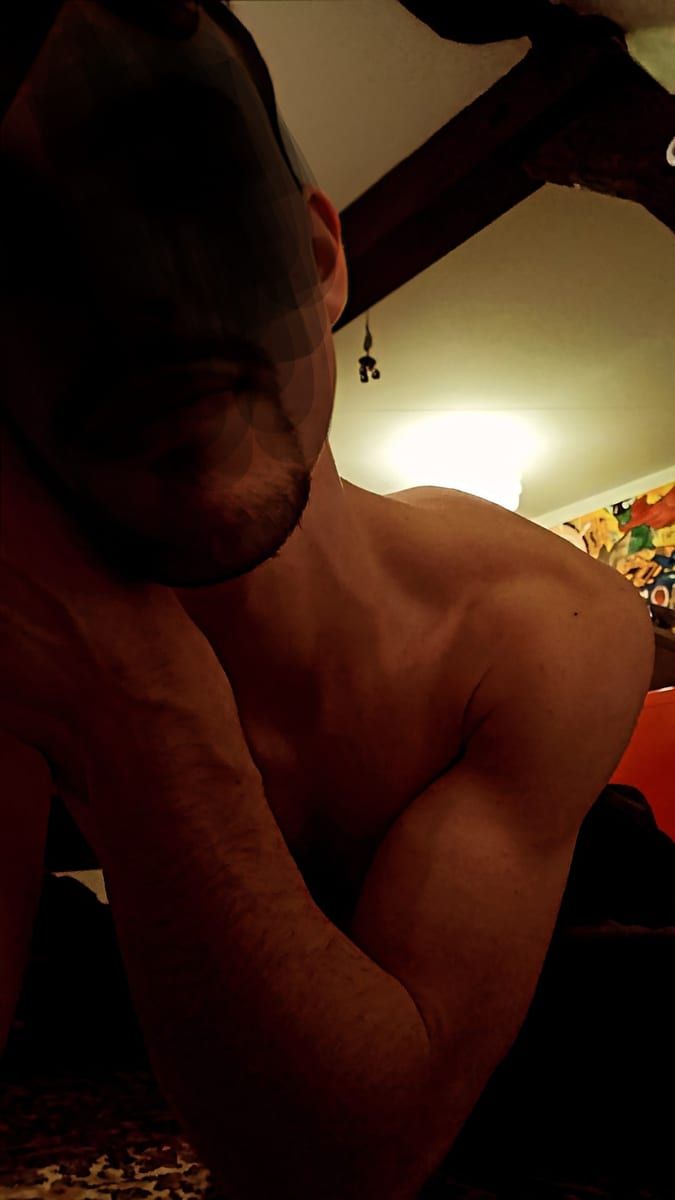Khaoussou - Site gay gratuit à Yverdon-les-Bains Profil de Khaoussou, 24 ans, Site gay gratuit à Yverdon-les-Bains (Vaud)