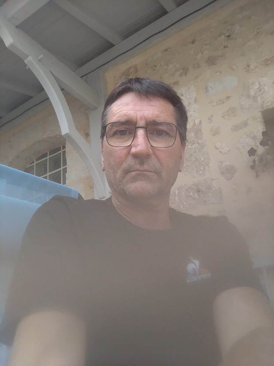 Kiliane - Site gay gratuit à Dalin Profil de Kiliane, 45 ans, Site gay gratuit à Dalin (Grisons)