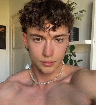 Abdelmalek - Site gay gratuit à Yvonand Profil de Abdelmalek, 31 ans, Site gay gratuit à Yvonand (Vaud)