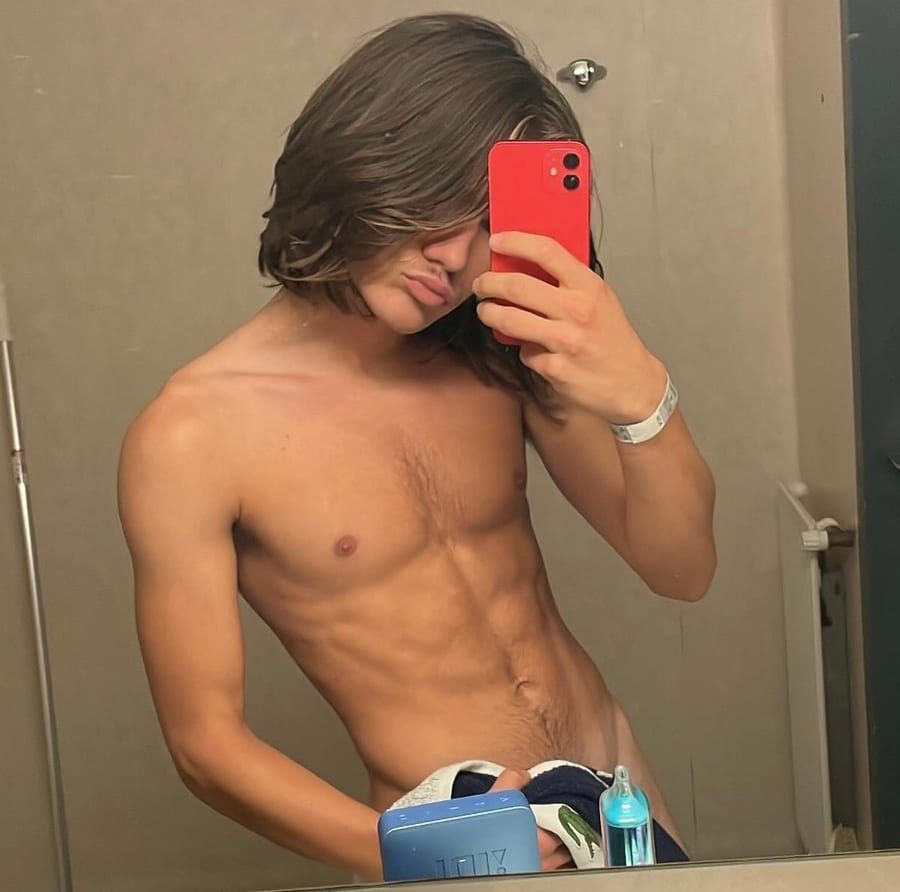 Justino - Site gay gratuit à Yverdon-les-Bains Profil de Justino, 38 ans, Site gay gratuit à Yverdon-les-Bains (Vaud)
