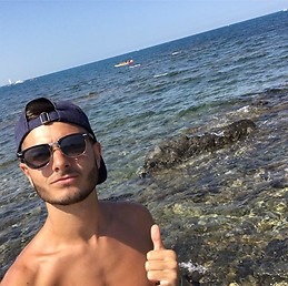 Ayouba - Site gay gratuit à Stalden (Sarnen) Profil de Ayouba, 25 ans, Site gay gratuit à Stalden (Sarnen) (Obwald)