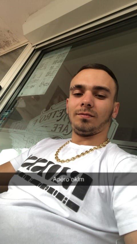 Bertin - Site gay gratuit à Niedergösgen Profil de Bertin, 43 ans, Site gay gratuit à Niedergösgen (Soleure)
