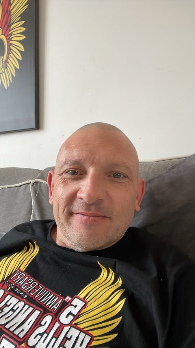 Alhan - Site gay gratuit à Mission Profil de Alhan, 27 ans, Site gay gratuit à Mission (Valais)