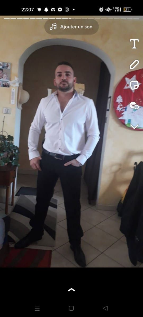 Matisse - Site gay gratuit à Niedergösgen Profil de Matisse, 30 ans, Site gay gratuit à Niedergösgen (Soleure)
