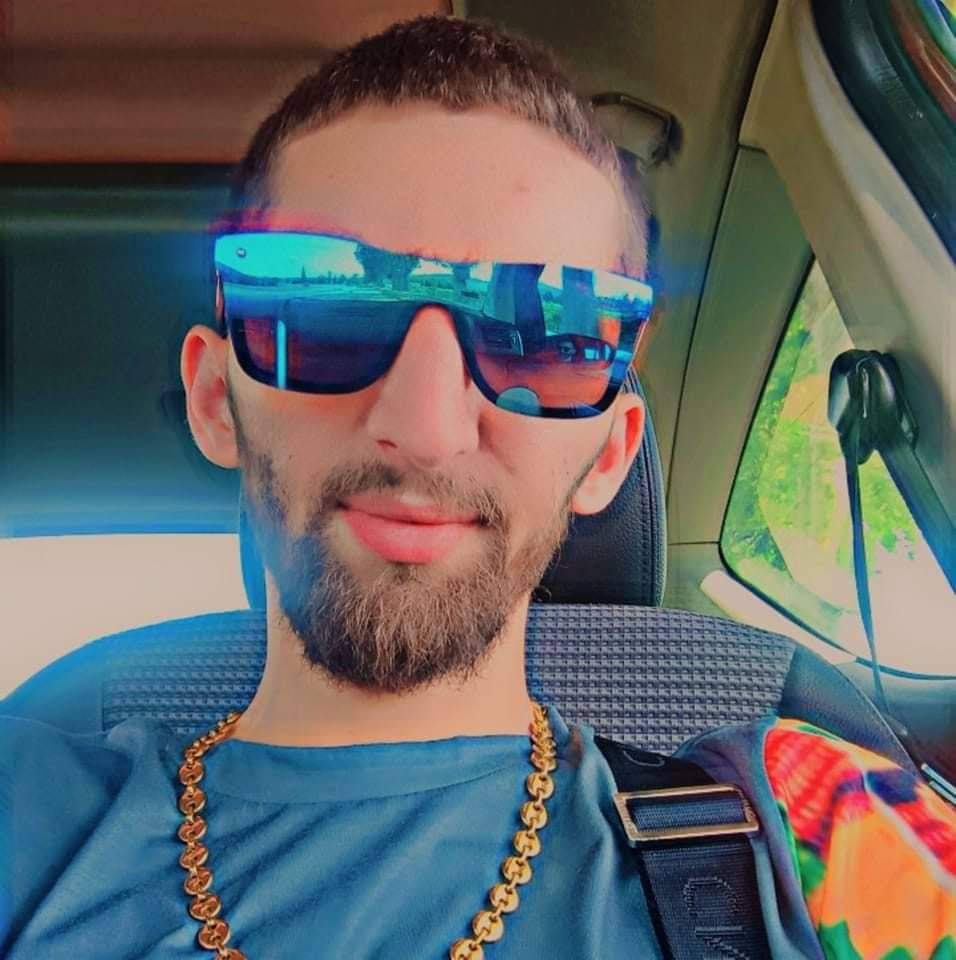 Haroune - Site gay gratuit à Zunzgen Profil de Haroune, 37 ans, Site gay gratuit à Zunzgen (Bâle-Campagne)