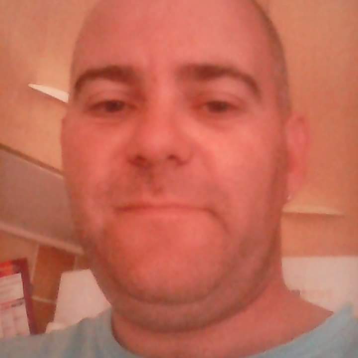 Profil de Farouq, 40 ans, Site gay gratuit à Bottmingen (Bâle-Campagne)