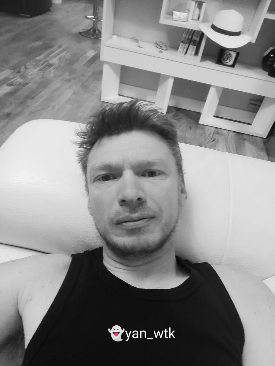 Profil de Julius, 24 ans, Site gay gratuit à Disentis/Mustér (Grisons)
