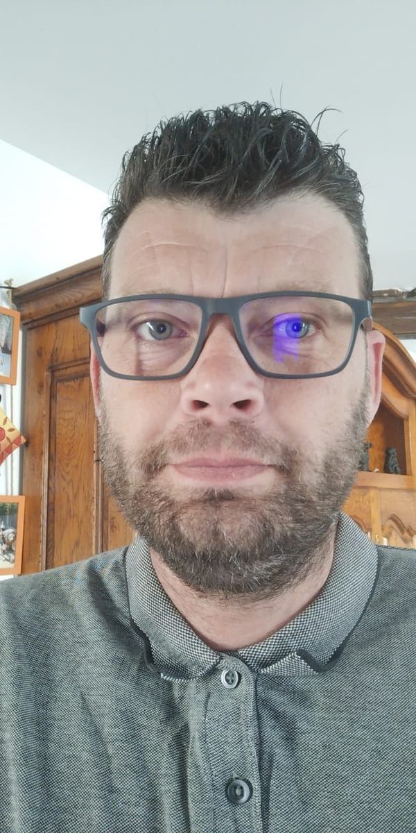 Abdoulaziz - Site gay gratuit à Dürrenroth Profil de Abdoulaziz, 41 ans, Site gay gratuit à Dürrenroth (Berne)