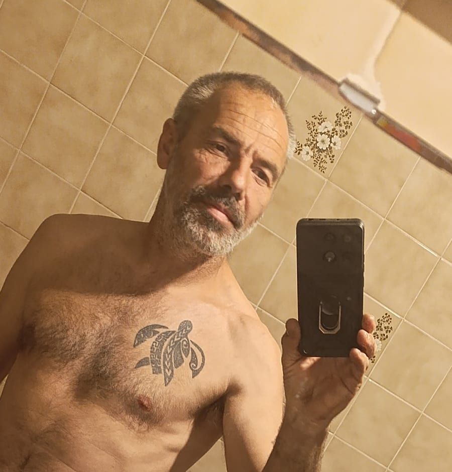 Malvyn - Site gay gratuit à Eclépens Profil de Malvyn, 27 ans, Site gay gratuit à Eclépens (Vaud)