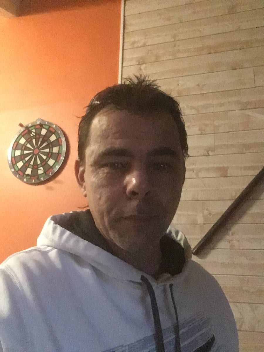 Celyane - Site gay gratuit à Grindelwald Profil de Celyane, 31 ans, Site gay gratuit à Grindelwald (Berne)