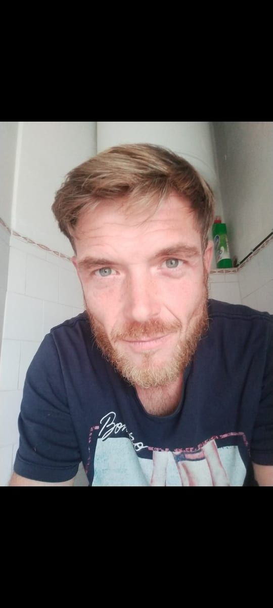 Tidjan - Site gay gratuit à Fanas Profil de Tidjan, 41 ans, Site gay gratuit à Fanas (Grisons)