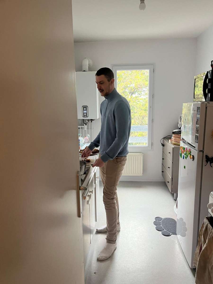 Junayd - Site gay gratuit à Zunzgen Profil de Junayd, 38 ans, Site gay gratuit à Zunzgen (Bâle-Campagne)
