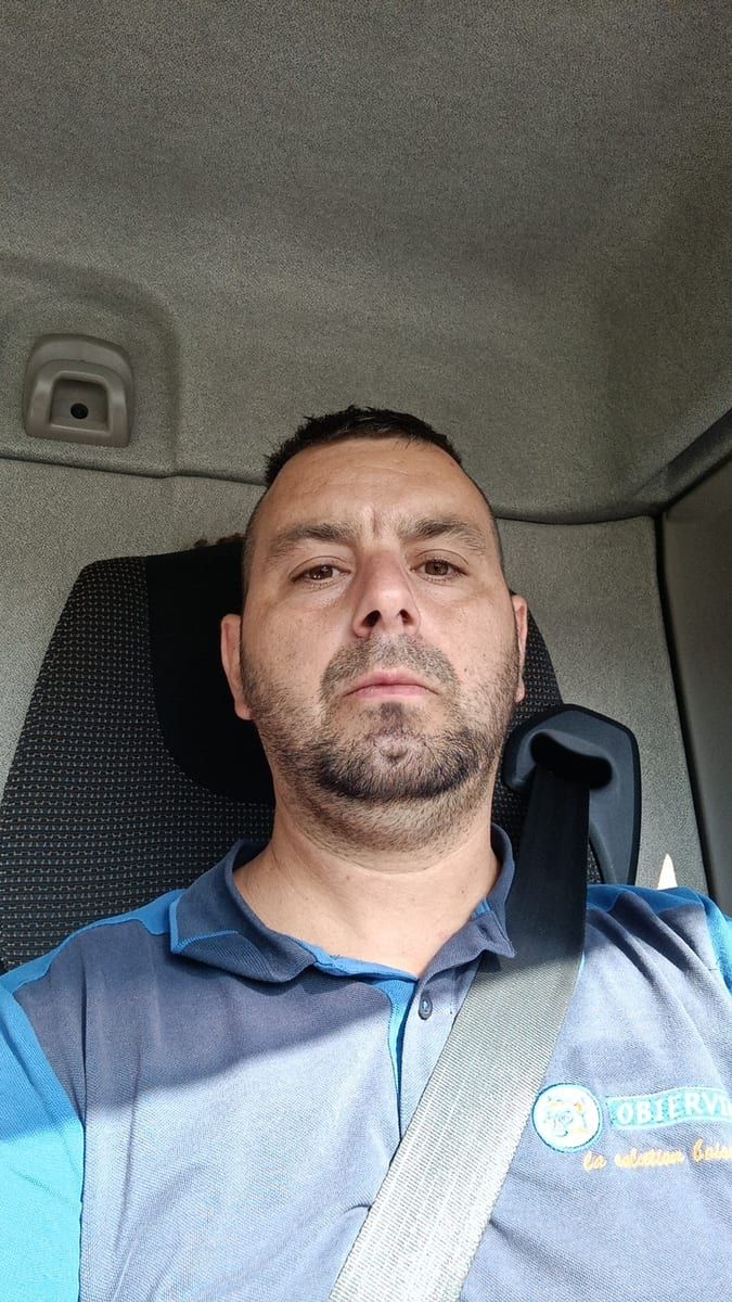 Abou-bakr - Site gay gratuit à Yvorne Profil de Abou-bakr, 45 ans, Site gay gratuit à Yvorne (Vaud)