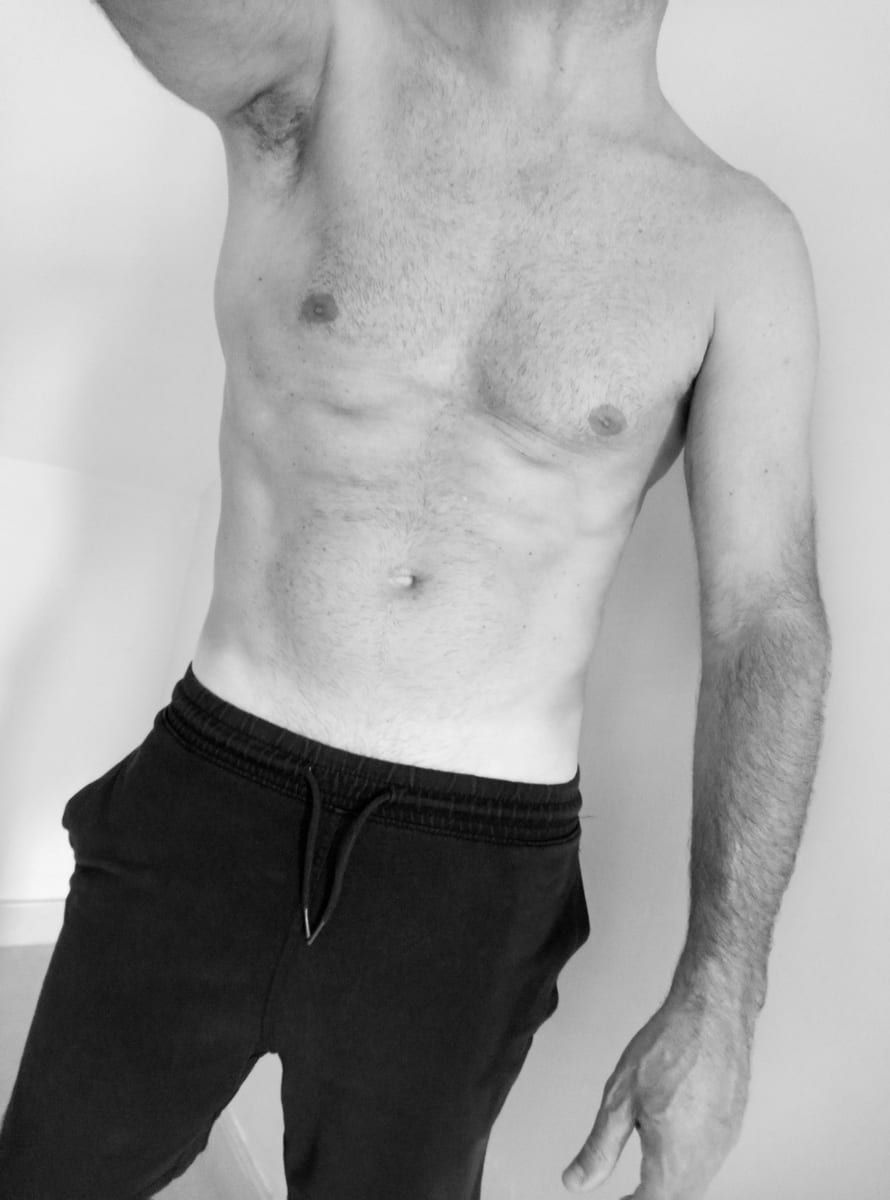 Kerry - Site gay gratuit à Vira (Gambarogno) Profil de Kerry, 33 ans, Site gay gratuit à Vira (Gambarogno) (Tessin)
