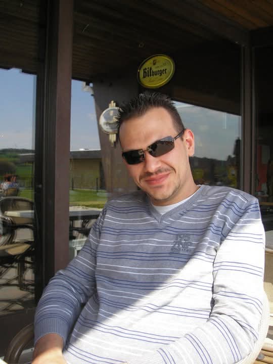 Antoine-joseph - Site gay gratuit à Yens Profil de Antoine-joseph, 42 ans, Site gay gratuit à Yens (Vaud)