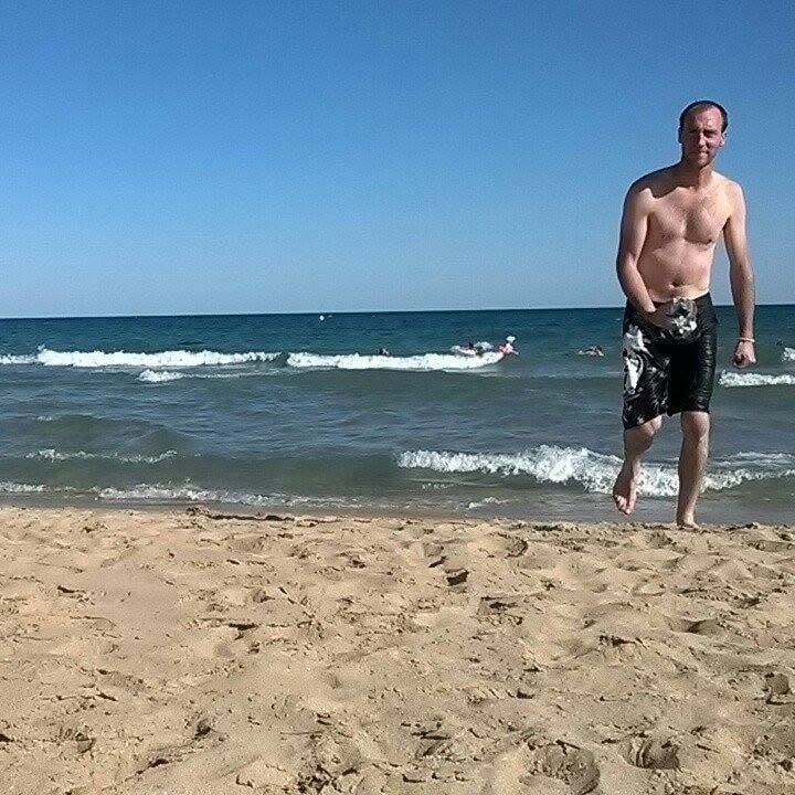 Didier - Site gay gratuit à Enney Profil de Didier, 26 ans, Site gay gratuit à Enney (Fribourg)