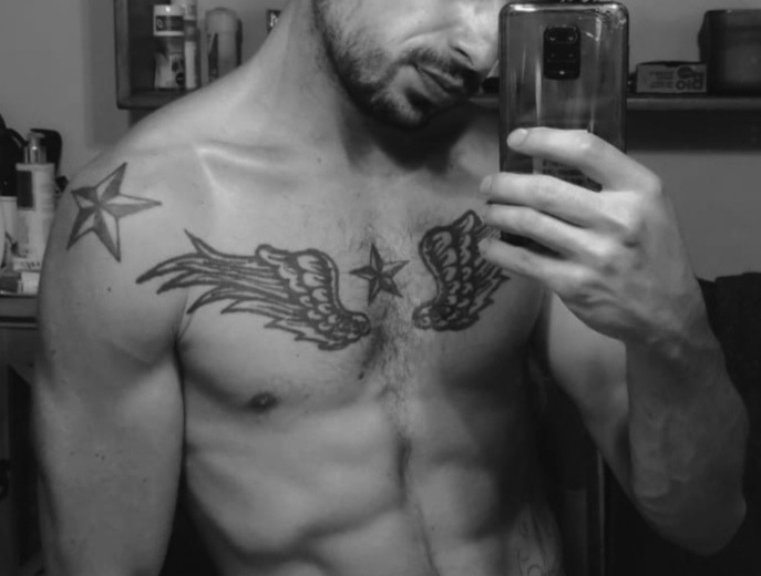 Gheorghe - Site gay gratuit à Zofingue Profil de Gheorghe, 35 ans, Site gay gratuit à Zofingue (Argovie)
