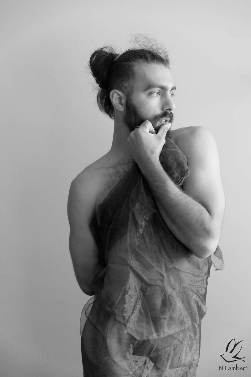 Ihssane - Site gay gratuit à Zillis Profil de Ihssane, 26 ans, Site gay gratuit à Zillis (Grisons)